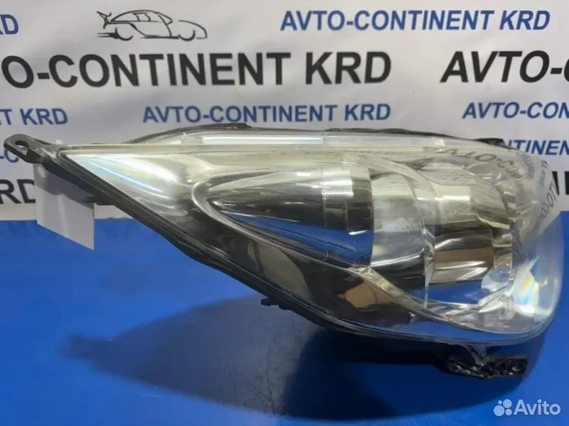 Фара правая Honda Stepwgn RG1 K20A - миниатюра 3