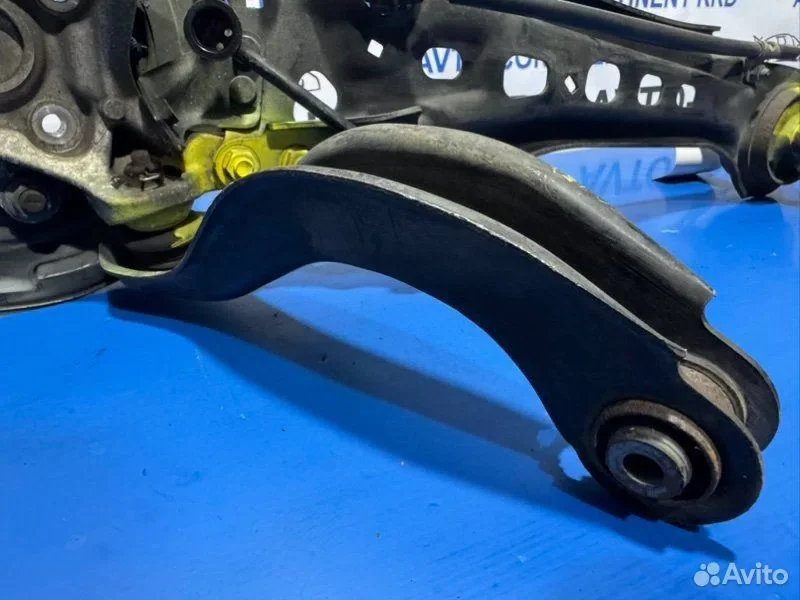 Поворотный кулак задний правый Honda Elysion RR5 - миниатюра 8