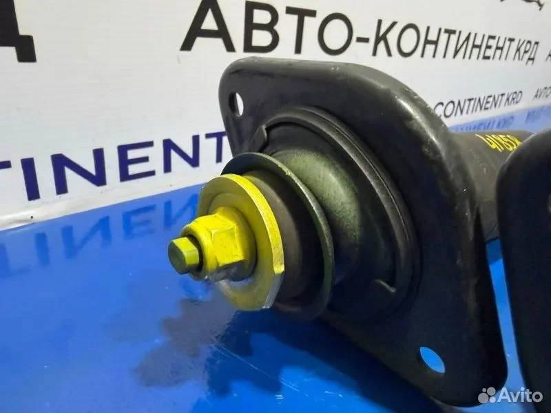 Амортизатор задний Nissan Teana J31 VQ23 - изображение 1