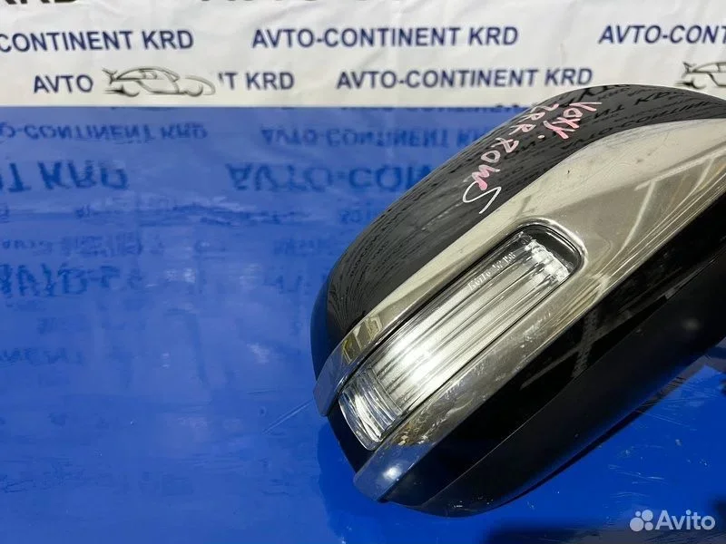 Зеркало правое Toyota Voxy ZRR70 3ZR - миниатюра 4