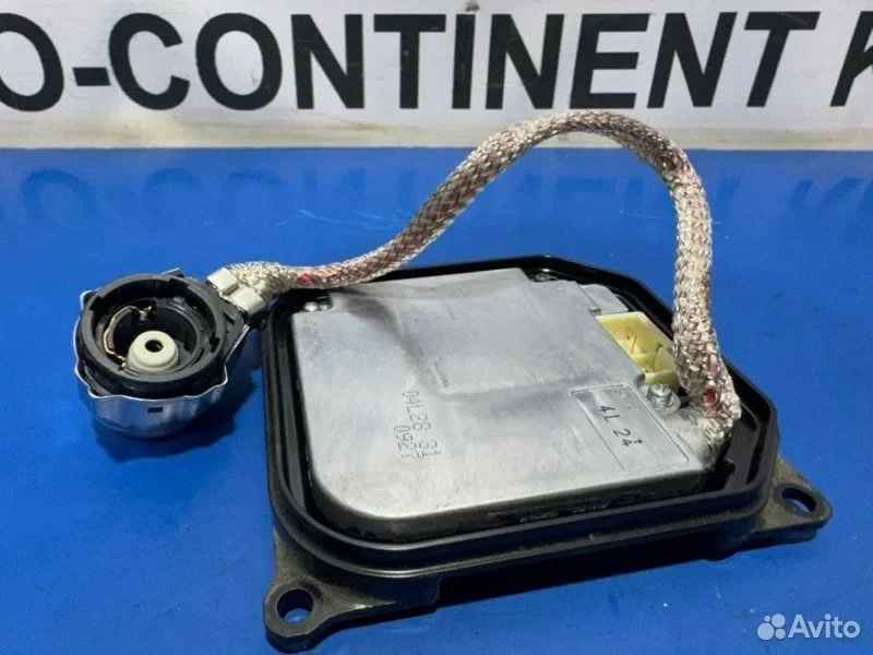 Блок розжига ксенона Toyota Mark X Zio ANA10 2AZ - миниатюра 3