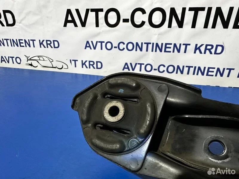 Крепление редуктора Honda Elysion RR2 K24A - миниатюра 3