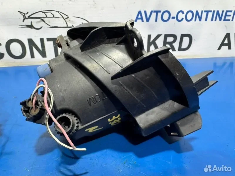 Фара противотуманная Toyota Mark X Zio ANA10 2AZ - миниатюра 8
