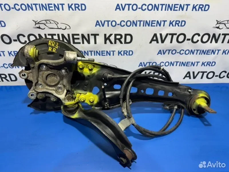 Поворотный кулак задний правый Honda Elysion RR3 - миниатюра 3