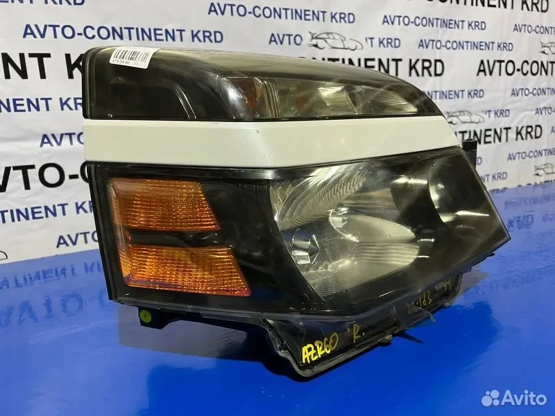 Фара передняя правая Toyota Voxy AZR60 1AZ - миниатюра 4