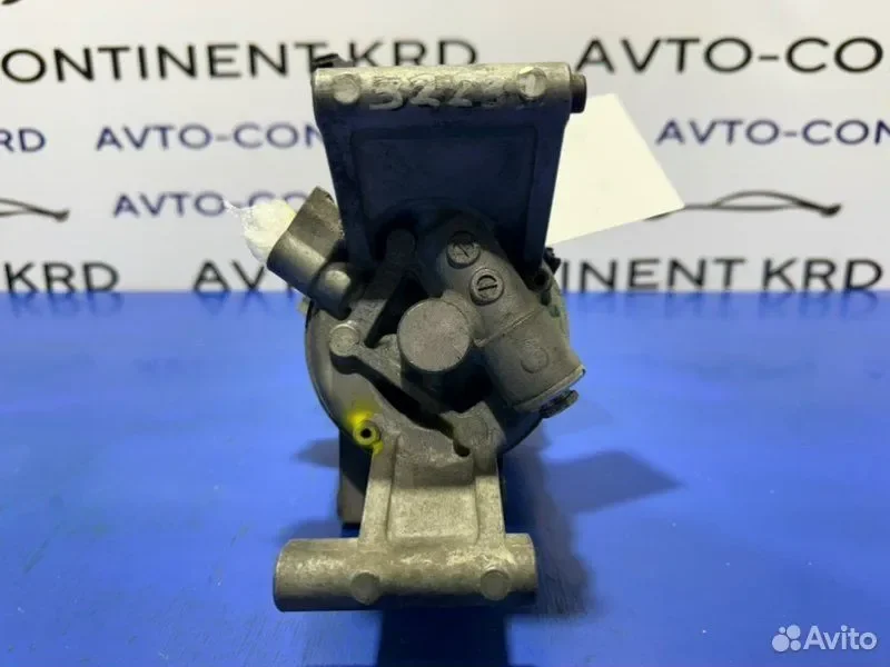 Компрессор кондиционера Mazda Demio dejfs P3 - миниатюра 3