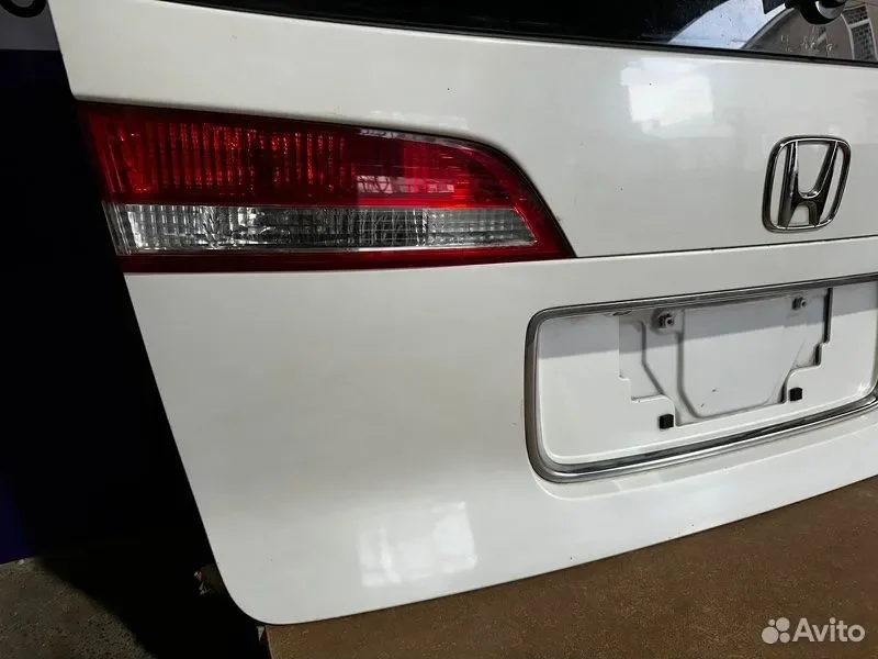 Дверь багажника Honda Elysion RR1 K24A - миниатюра 5