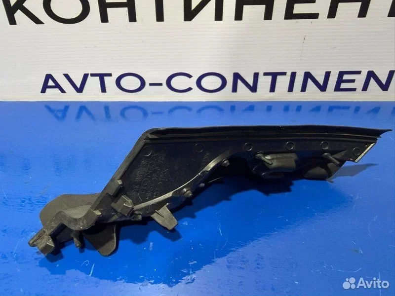 Уголок жабо передний правый Honda Elysion RR5 J35A - миниатюра 4
