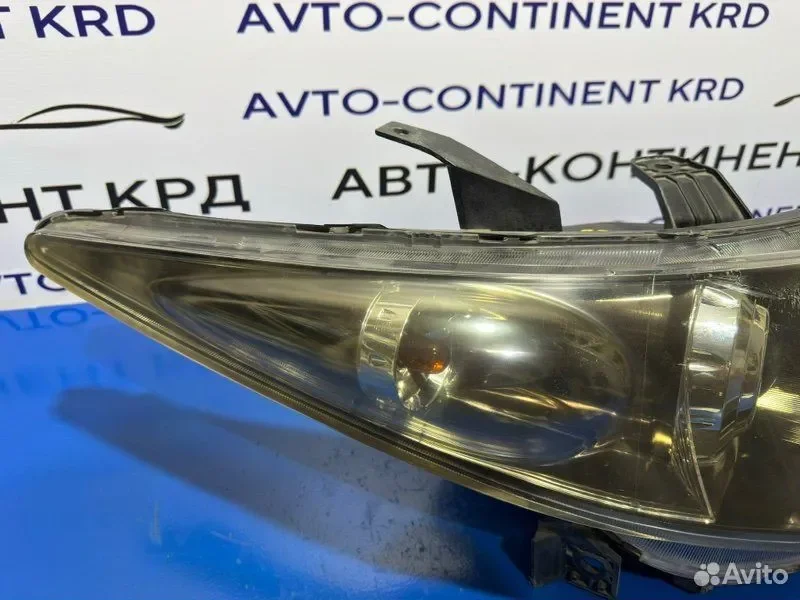 Фара правая Honda Elysion RR1 K24A - миниатюра 4