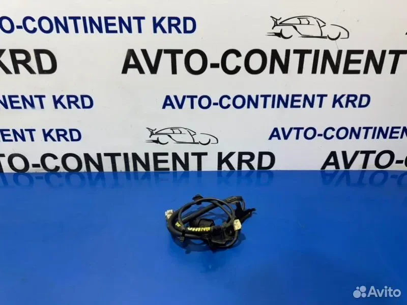 Датчик abs передний правый Toyota Alphard ANH10 - изображение 1