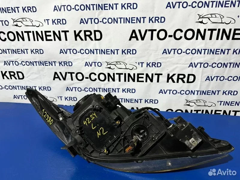 Фара левая Honda Elysion RR1 K24A - миниатюра 2