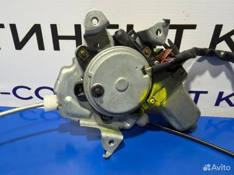 Стеклоподъемник передний правый Nissan Serena PC24 - миниатюра 5