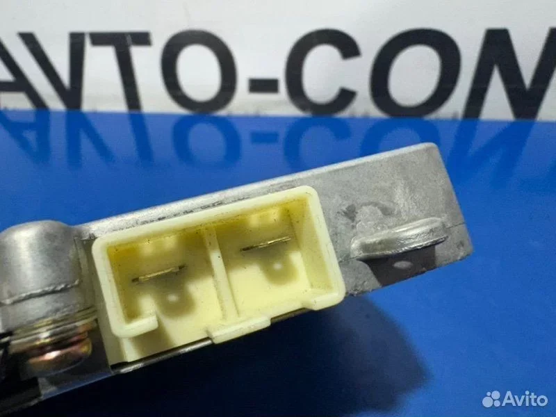 Блок розжига ксенона Toyota Alphard ANH10 2AZ - миниатюра 5