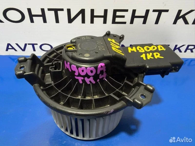 Мотор печки Toyota Tank M900A 1KR - миниатюра 3