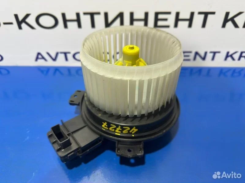 Мотор печки Toyota Tank M900A 1KR - миниатюра 5