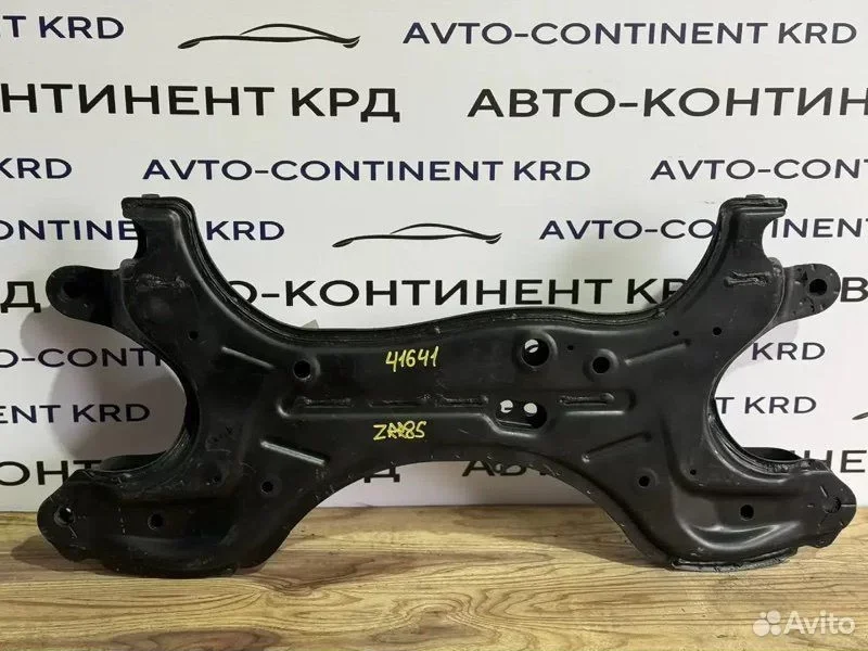 Балка под двс Toyota Voxy ZRR85 3ZR - миниатюра 7