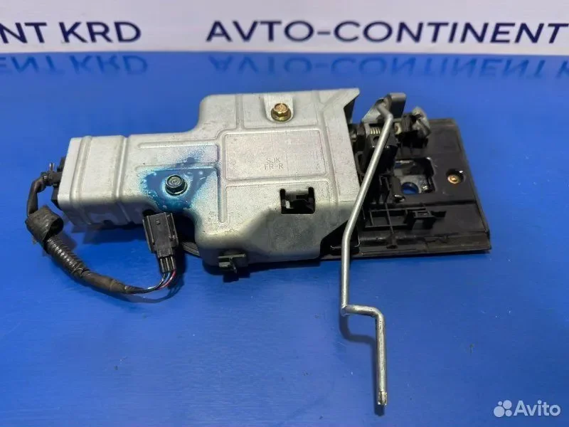 Ручка двери передняя правая Honda Elysion RR1 K24A - миниатюра 5