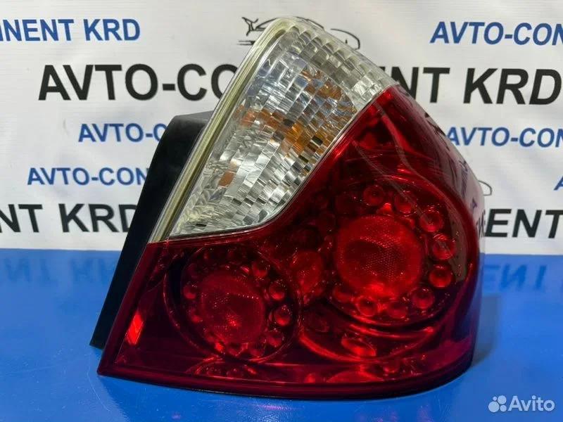 Стоп правый Nissan Fuga PY50 VQ35 - миниатюра 2