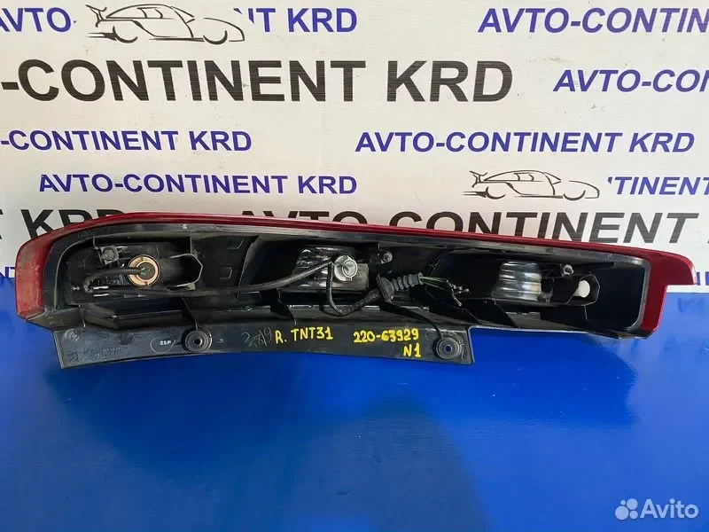 Стоп задний правый Nissan X-Trail TNT31 QR25 - миниатюра 3