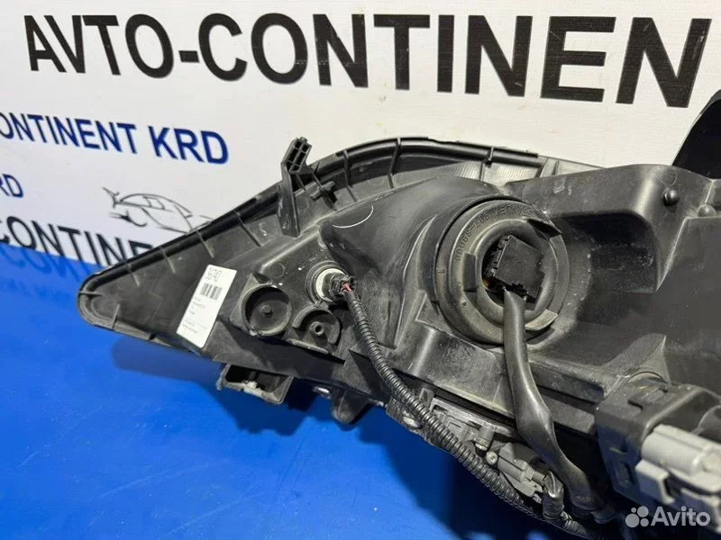 Фара правая Honda Elysion RR1 K24A - миниатюра 8