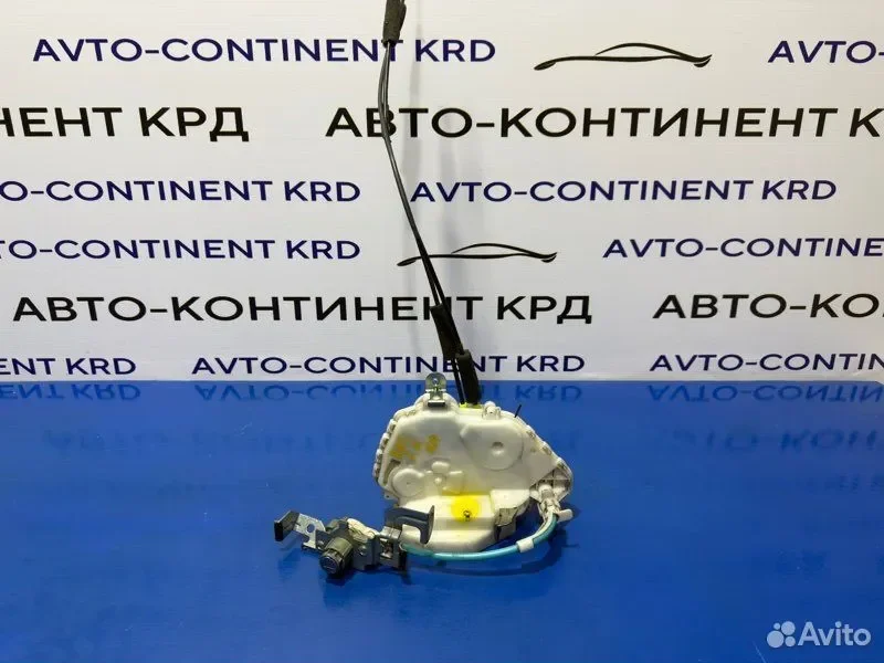 Замок двери передний правый Honda Elysion RR5 J35A - изображение 1