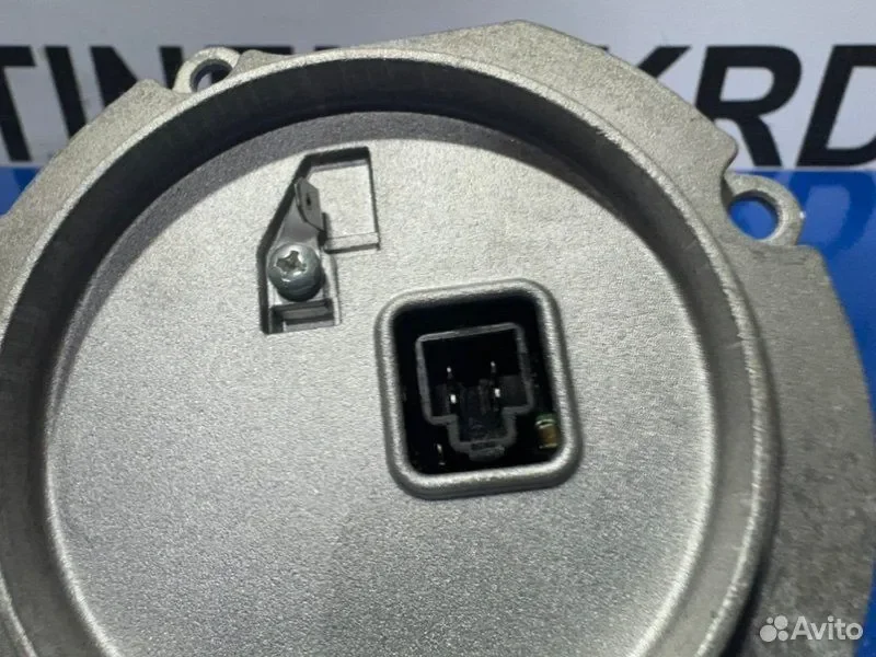 Блок розжига ксенона Nissan Leaf AZE0 EM57 - миниатюра 7