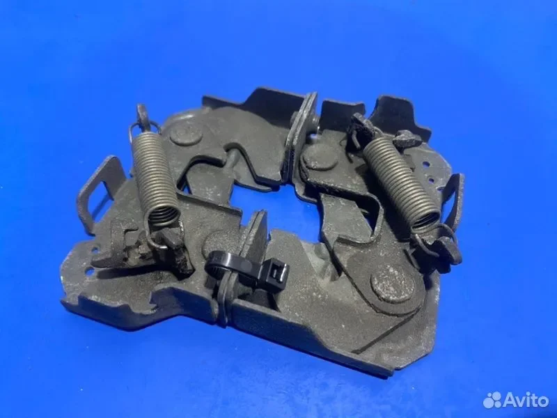 Замок капота Nissan Skyline V36 VQ25HR - миниатюра 3