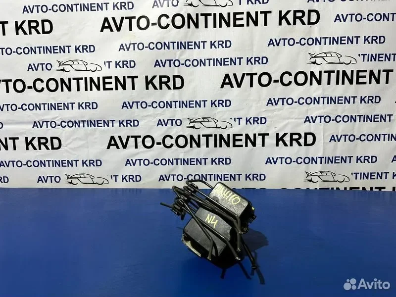 Блок abs Toyota Alphard ANH10 2AZ - изображение 1