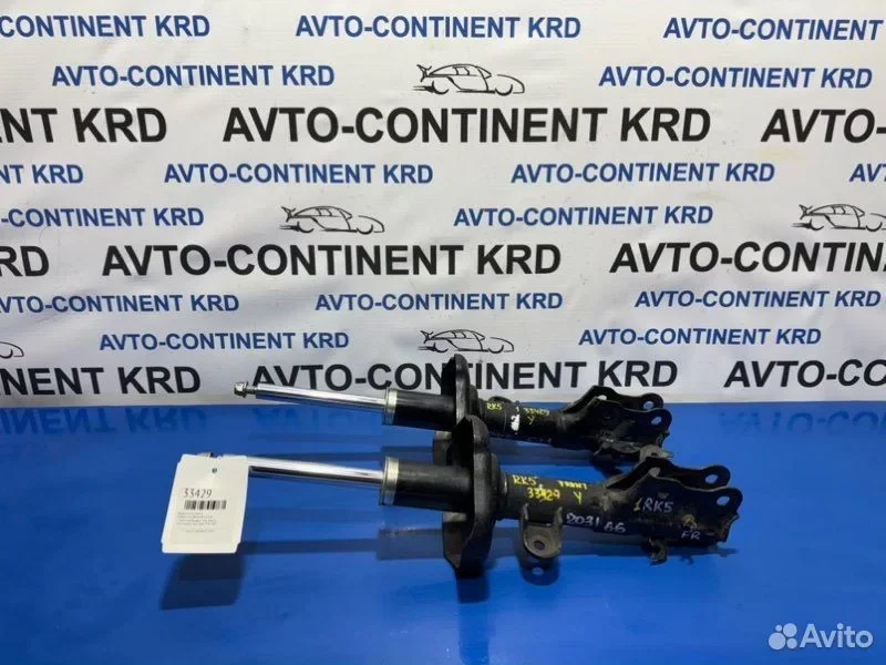 Амортизатор передний Honda Stepwgn RK5 R20A - изображение 1