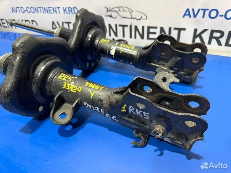 Амортизатор передний Honda Stepwgn RK5 R20A - миниатюра 4