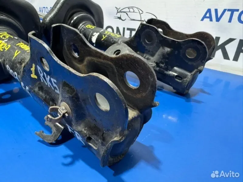 Амортизатор передний Honda Stepwgn RK5 R20A - миниатюра 5