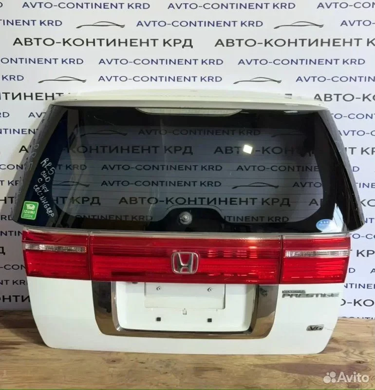 Дверь 5-я Honda Elysion RR5 J35A - изображение 1