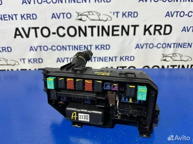 Блок предохранителей Honda Stepwgn RK1 R20A - миниатюра 2