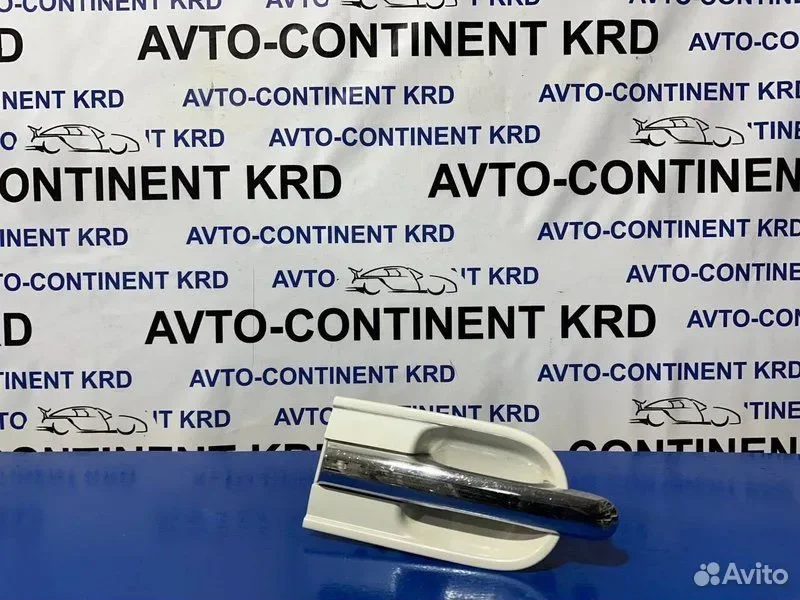 Ручка двери задняя левая Honda Elysion RR1 K24A - изображение 1