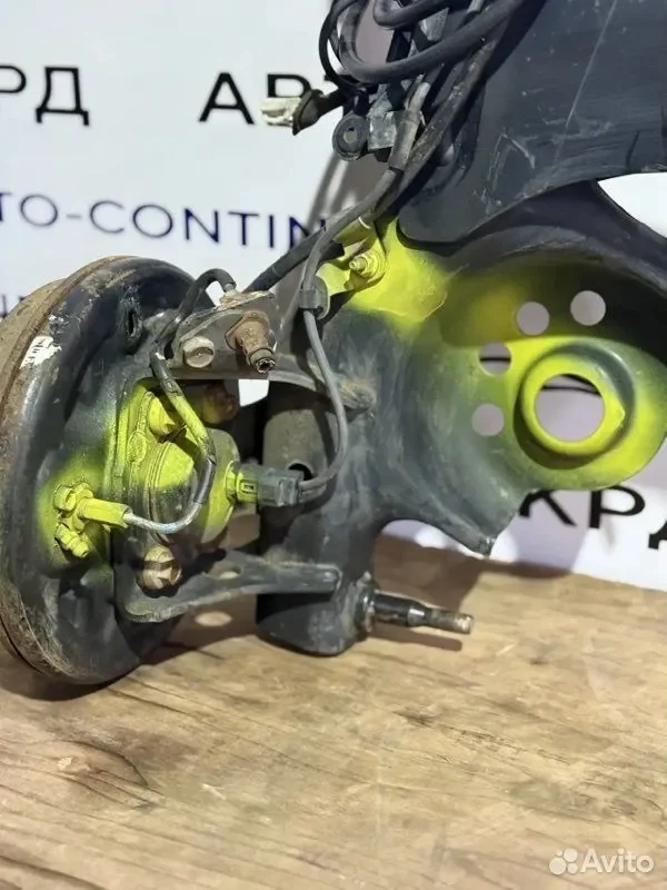 Балка подвески задняя Toyota Vitz SCP10 1SZ - миниатюра 5