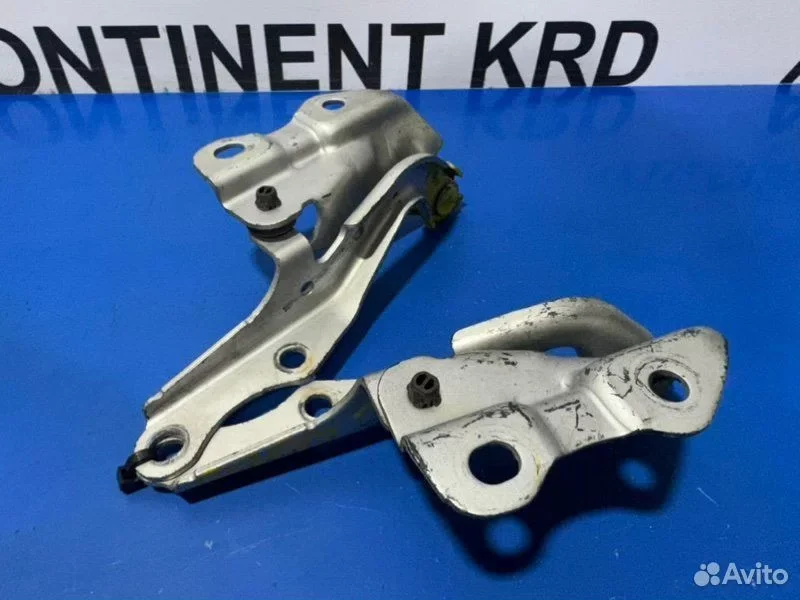 Петля капота Toyota Mark X GRX120 4GR - изображение 1