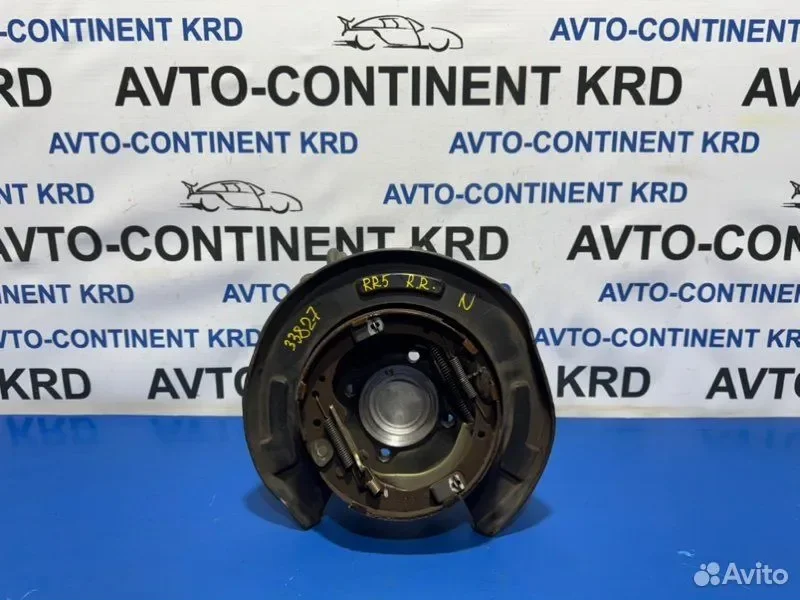 Поворотный кулак задний правый Honda Elysion RR5 - изображение 1