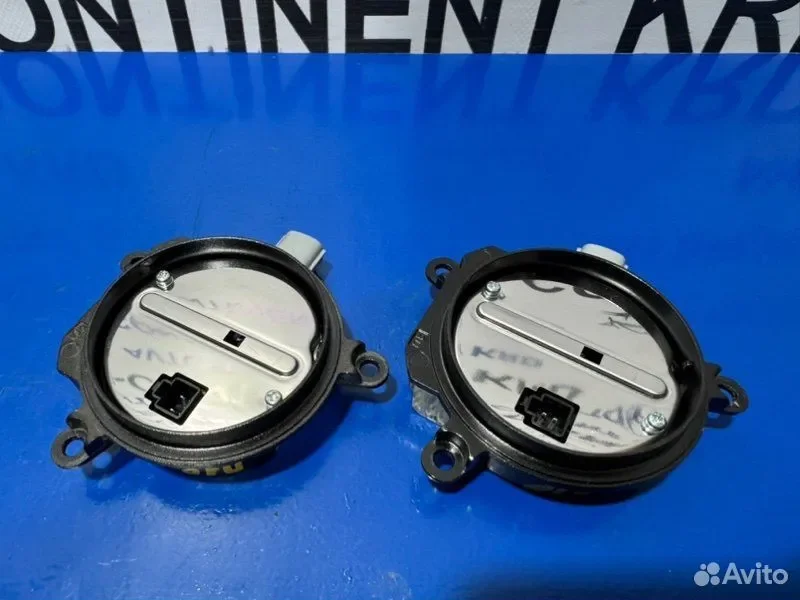 Блок розжига ксенона Nissan Elgrand PE52 VQ35 - миниатюра 6