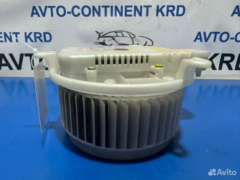 Мотор печки Toyota Crown GRS181 4GR - миниатюра 3