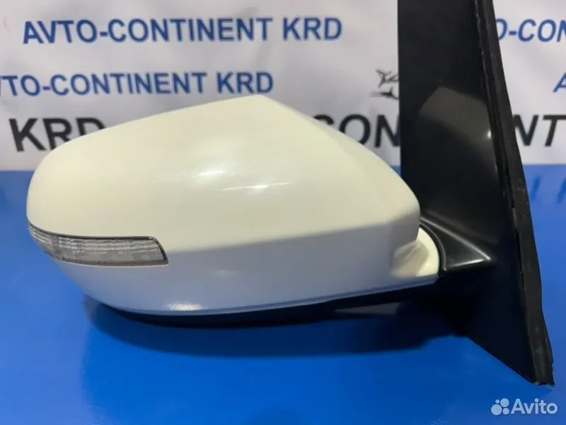 Зеркало правое Honda Elysion RR1 K24A - миниатюра 2