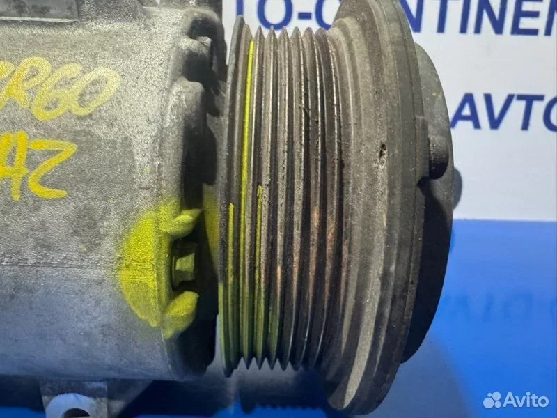 Компрессор кондиционера Toyota Noah AZR60 1AZ - миниатюра 4