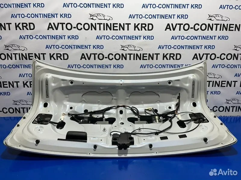 Крышка багажника lexus IS350 GSE21 2GR - миниатюра 3