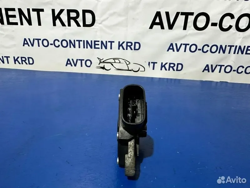 Датчик селектора АКПП Toyota Noah ZRR70 3ZR - миниатюра 3