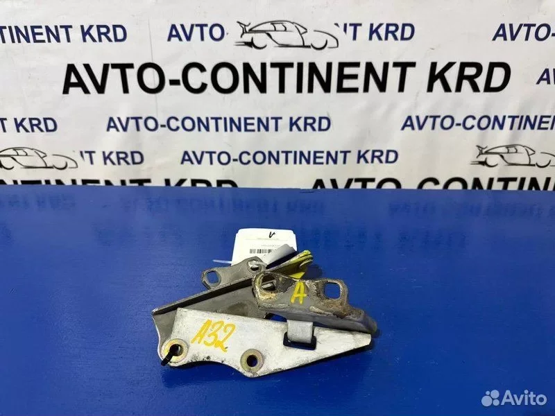 Петля капота Nissan Cefiro WPA32 VQ25 - миниатюра 2