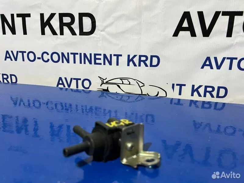 Вакуумный клапан Toyota Mark X GRX120 4GR - изображение 1