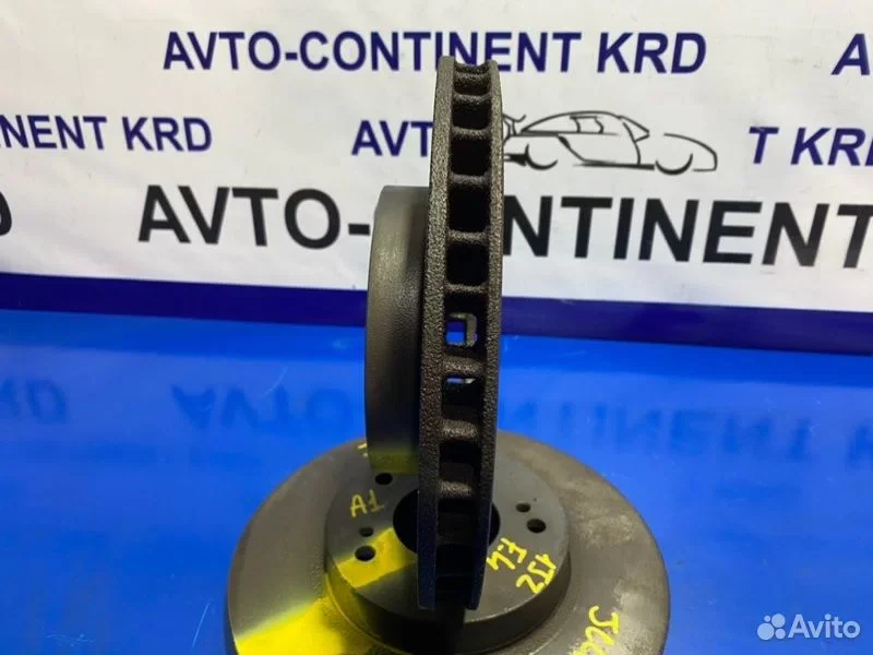 Диск тормозной передний toyota Progres JCG10 1JZ - миниатюра 3