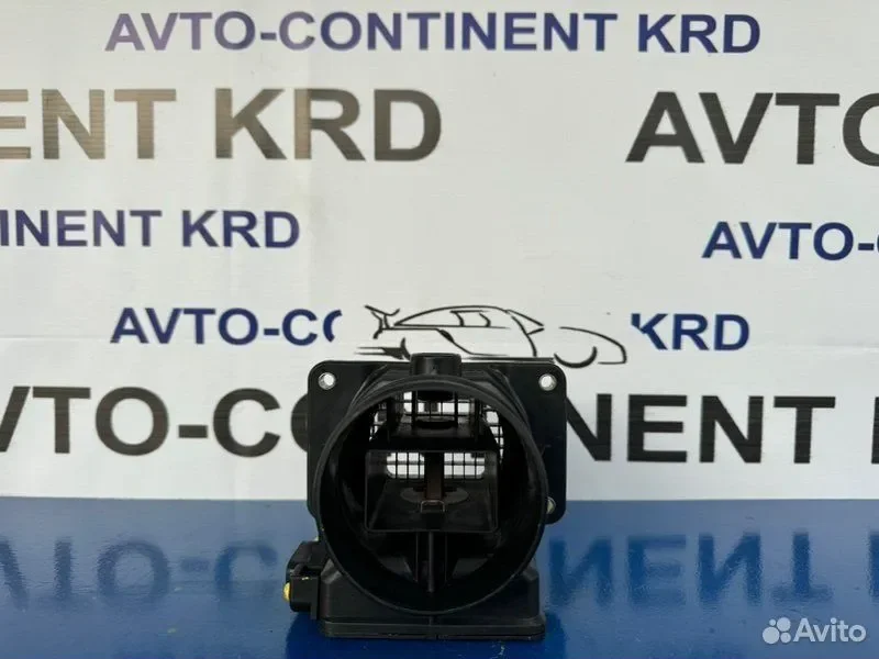 Расходомер воздушный Mitsubishi Chariot N84W 4G64 - миниатюра 6