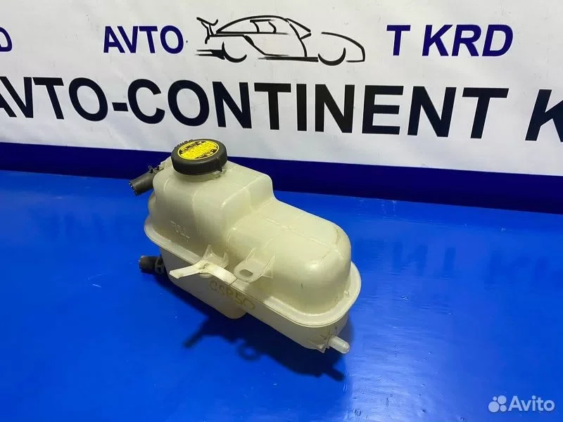 Бачок расширительный Toyota Estima GSR50 2GR - миниатюра 3