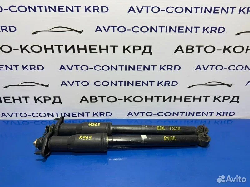 Амортизатор задний Honda Odyssey RA6 F23A - изображение 1