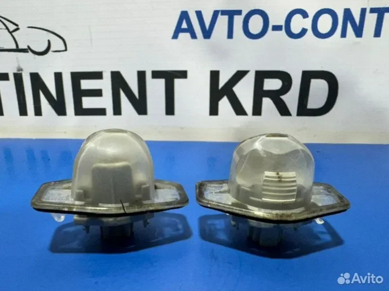 Подсветка номерного знака Honda Stepwgn RK1 R20A - миниатюра 4